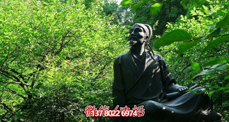 古代名人李白青铜雕塑，让花园广场坐拥旧韵