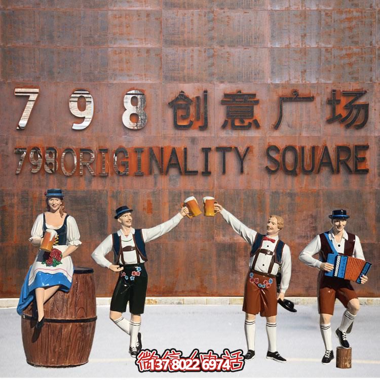 玻璃钢雕塑——点缀广场景观，塑造优雅人物卡通