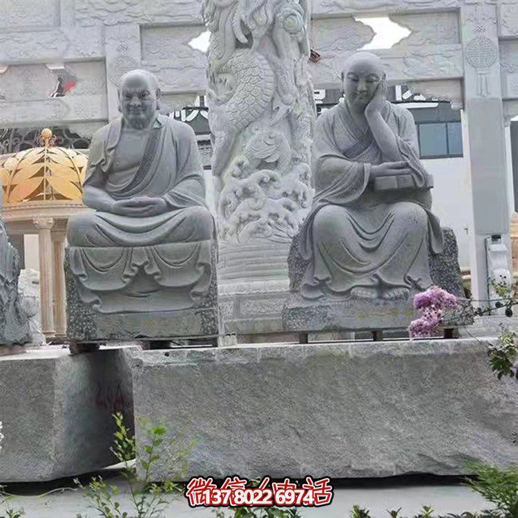 大型户外石雕佛像雕塑，装点美丽的寺院园林