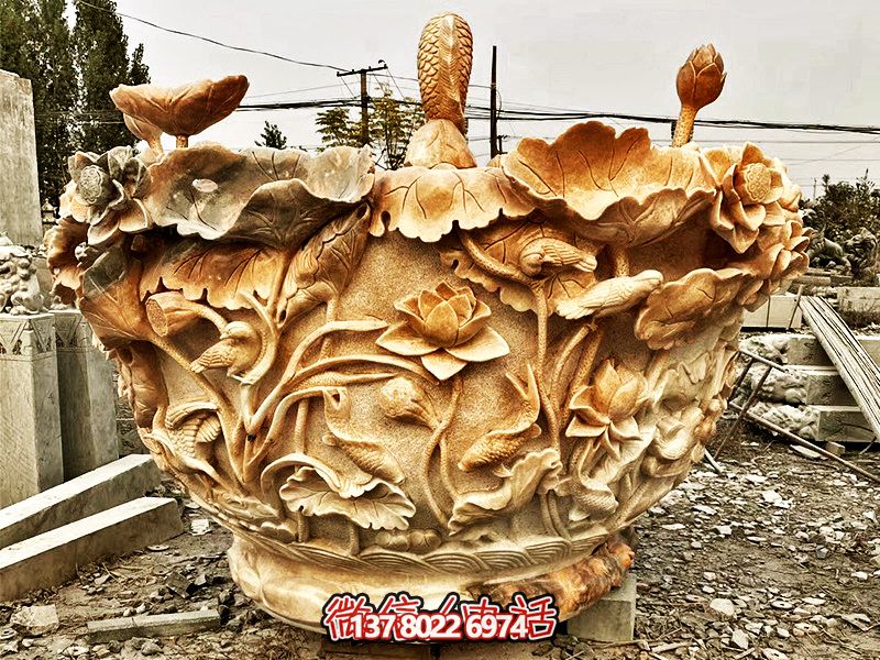 晚霞红莲花石雕鱼缸雕塑 晚霞红莲花石雕鱼缸雕塑