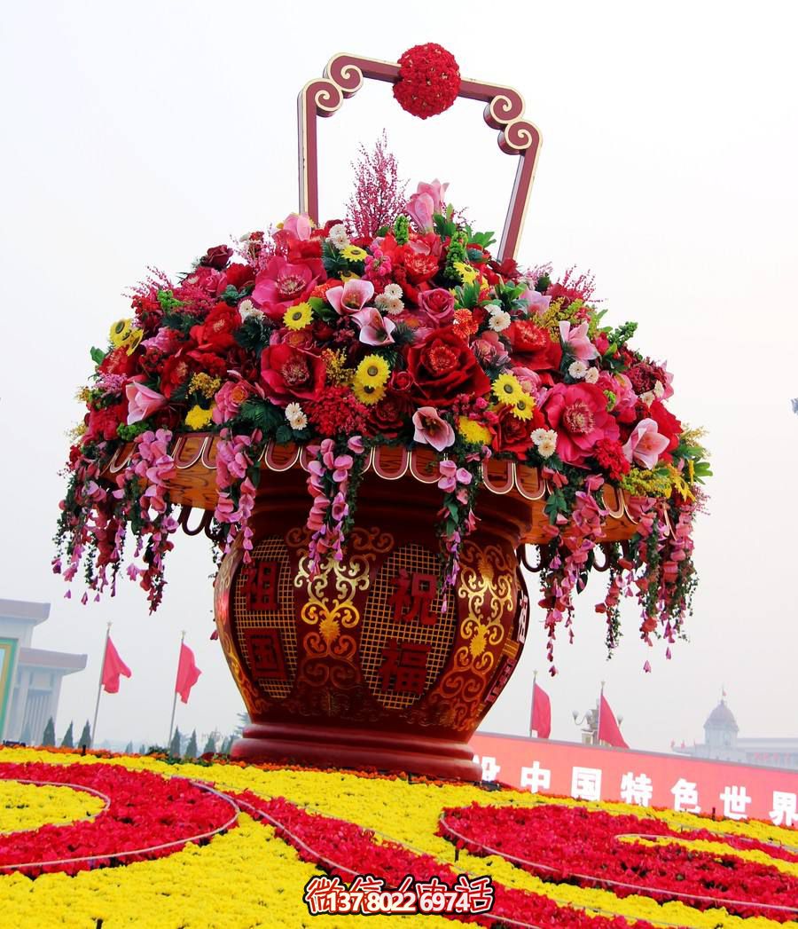 玻璃钢彩绘仿真花朵花篮雕塑——精美装饰景区