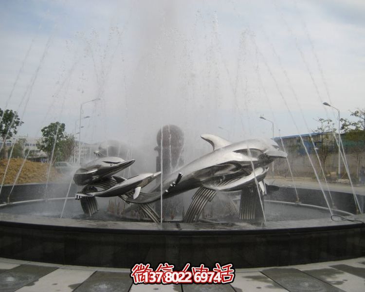 不锈钢海豚雕塑，装饰现代广场的水景