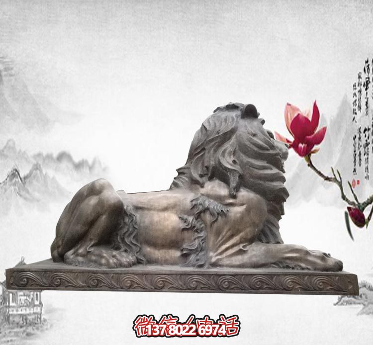 不锈钢大型仿真动物卧着狮子雕塑