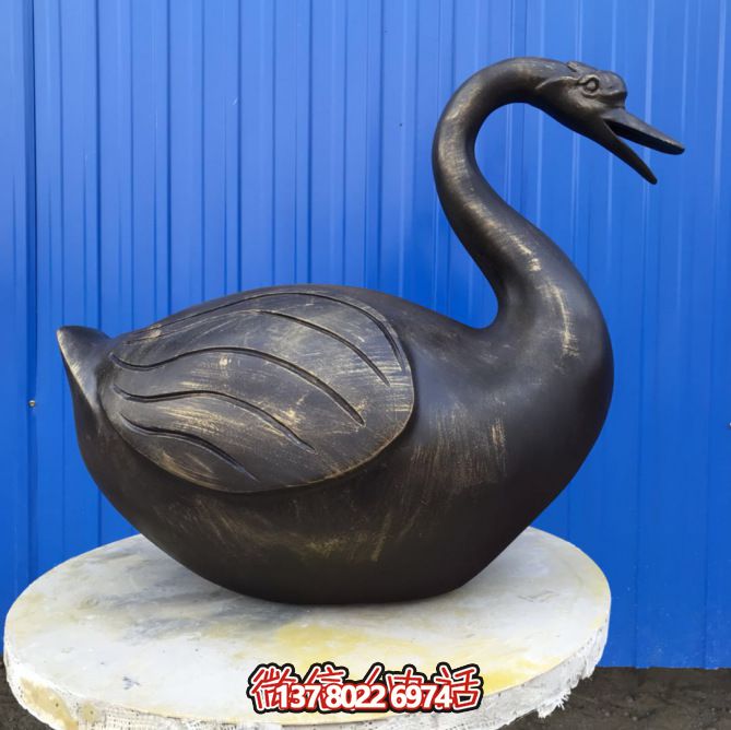 不锈钢雕塑,休息时让湖边更美丽——天鹅雕塑 不锈钢雕塑,休息时让湖边更美丽——天鹅雕塑
