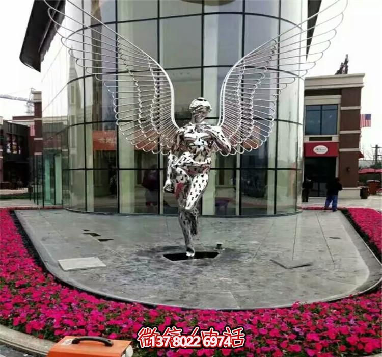城市广场摆放镂空不锈钢天使雕塑
