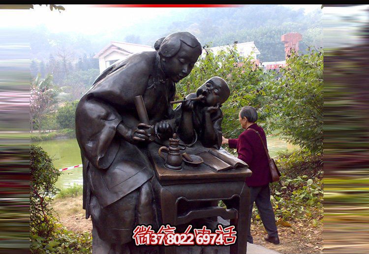 公园铜雕老奶奶喝茶的人物景观茶雕塑