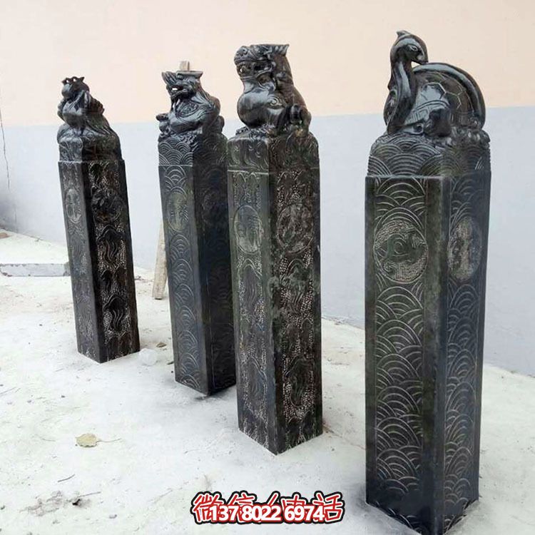 仿古青石四合院摆放神兽拴马柱雕塑 仿古青石四合院摆放神兽拴马柱雕塑